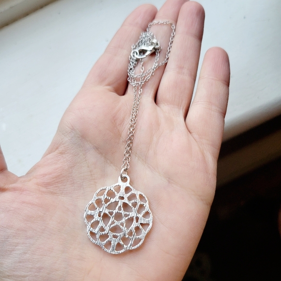 New Pentagram Necklace - Picture 6 of 6